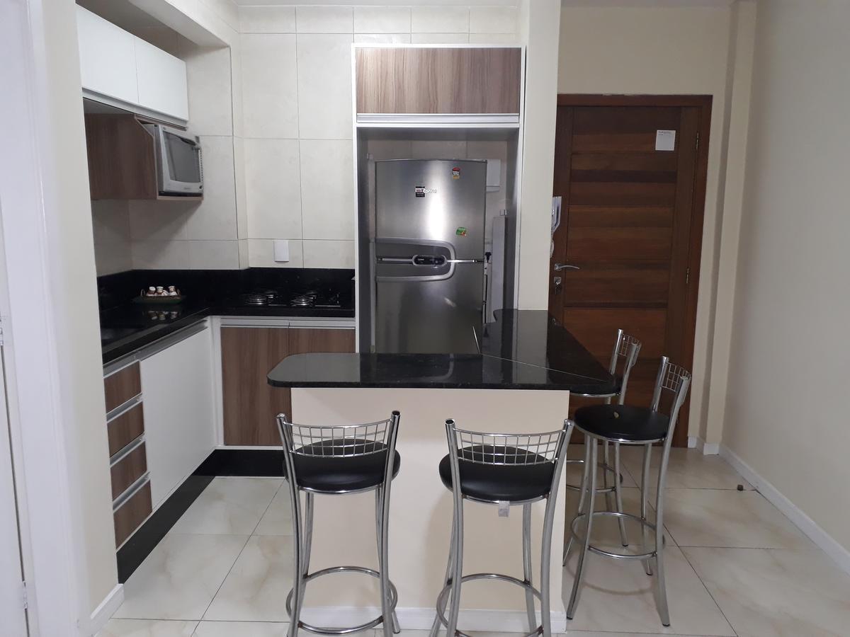 Otimo Apto. 180 Metros Da Praia Balneario Camboriu Ngoại thất bức ảnh